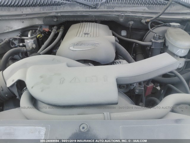 1GNEC13Z03J156185 - 2003 CHEVROLET TAHOE C1500 WHITE photo 10