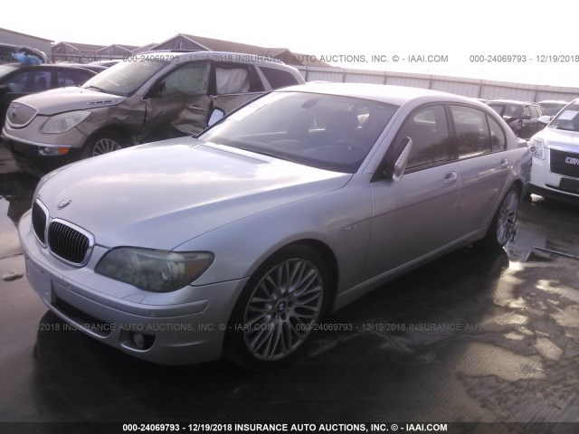 WBAHN83568DT78335 - 2008 BMW 750 SILVER photo 2