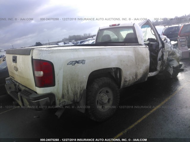 1GC3KVBG9AF139668 - 2010 CHEVROLET SILVERADO K2500 HEAVY DUTY WHITE photo 4