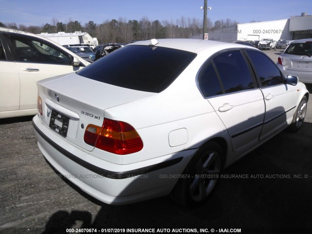 WBAEW53444PN33642 - 2004 BMW 330 XI WHITE photo 4