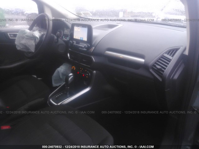 MAJ6P1UL5JC184728 - 2018 FORD ECOSPORT SE GRAY photo 5