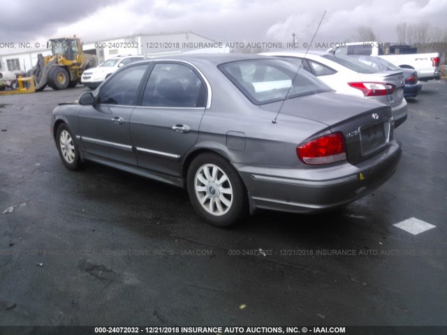 KMHWF35H22A505734 - 2002 HYUNDAI SONATA GLS/LX GRAY photo 3