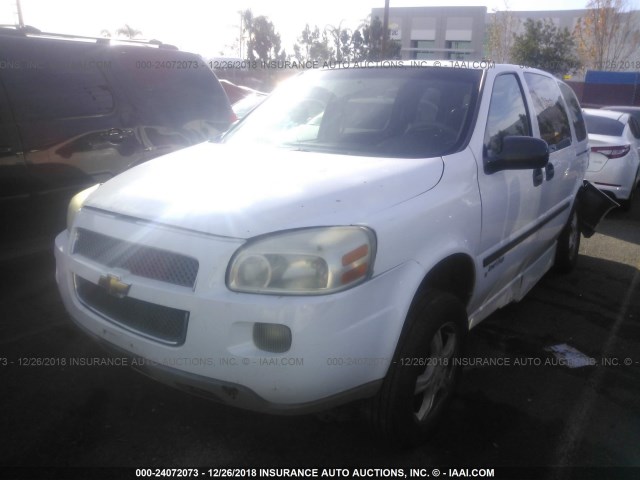 1GBDV13L46D152643 - 2006 CHEVROLET UPLANDER INCOMPLETE WHITE photo 2