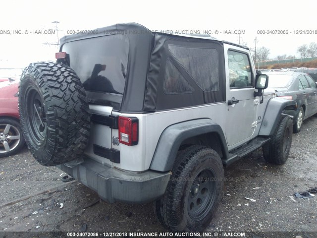 1J4FA24158L501427 - 2008 JEEP WRANGLER X SILVER photo 4