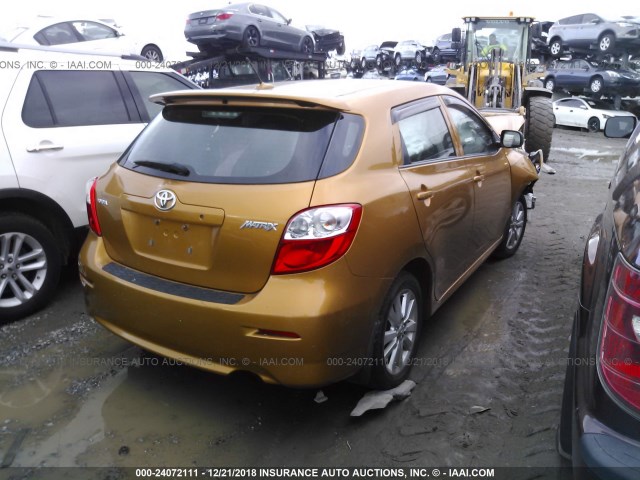 2T1KU40E99C116087 - 2009 TOYOTA COROLLA MATRIX  BROWN photo 4