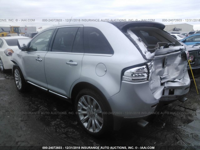 2LMDJ8JK8DBL11788 - 2013 LINCOLN MKX SILVER photo 3