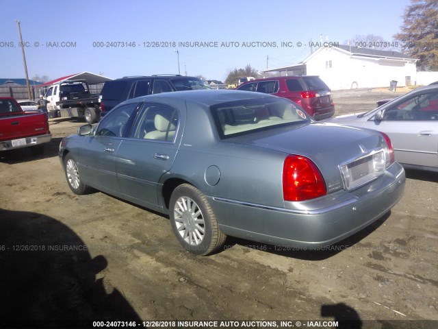 1LNHM81W24Y631005 - 2004 LINCOLN TOWN CAR EXECUTIVE/SIGNATURE Light Blue photo 3