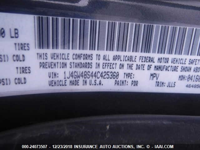 1J4GW48S44C425360 - 2004 JEEP GRAND CHEROKEE  GRAY photo 9