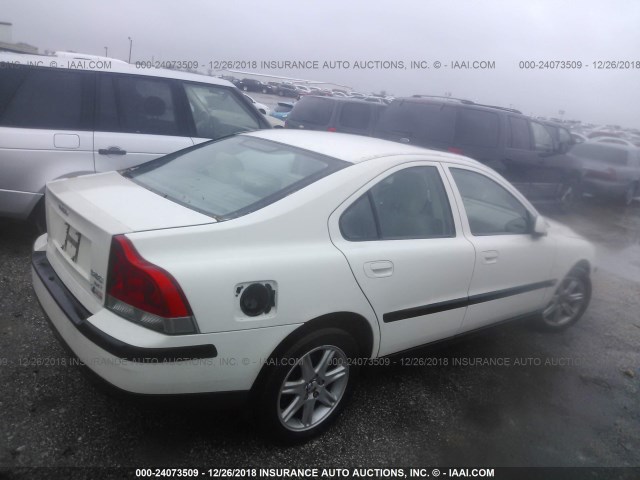 YV1RS58D322132872 - 2002 VOLVO S60 2.4T WHITE photo 4