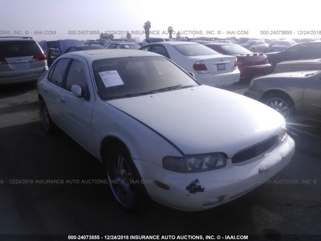 JNKAY21D7TM303752 - 1996 INFINITI J30 WHITE photo 1