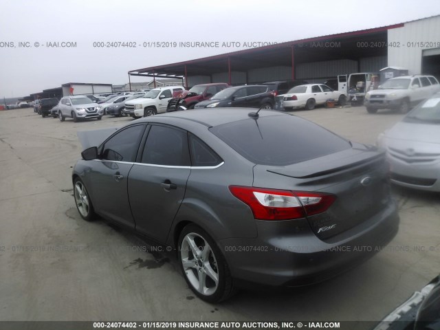 1FADP3J27EL293681 - 2014 FORD FOCUS TITANIUM GRAY photo 3