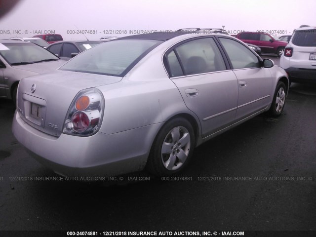 1N4AL11D92C174028 - 2002 NISSAN ALTIMA S/SL SILVER photo 4