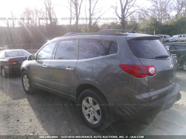 1GNKVGED0BJ264080 - 2011 CHEVROLET TRAVERSE LT GRAY photo 3