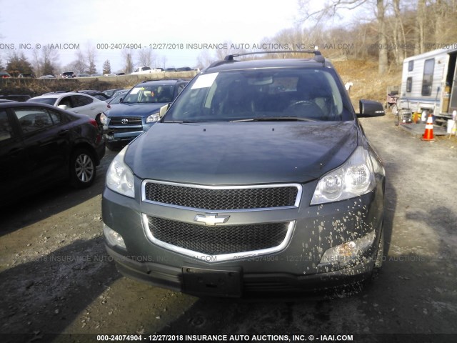 1GNKVGED0BJ264080 - 2011 CHEVROLET TRAVERSE LT GRAY photo 6