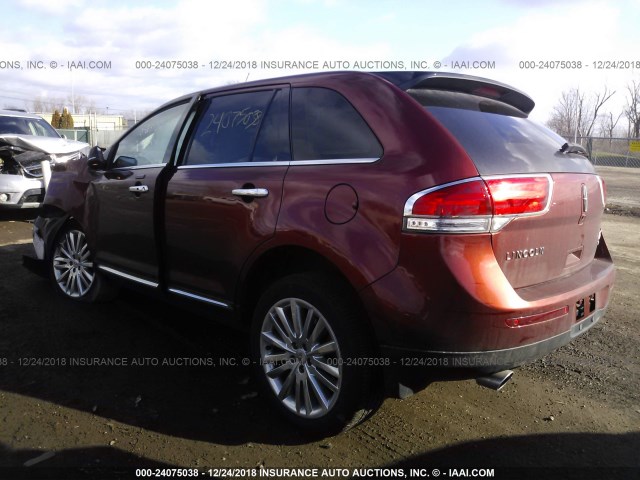 2LMDJ8JK8EBL04874 - 2014 LINCOLN MKX RED photo 3