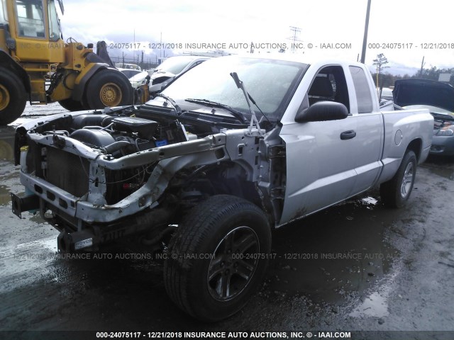 1D7HE32K69S729275 - 2009 DODGE DAKOTA SXT SILVER photo 2