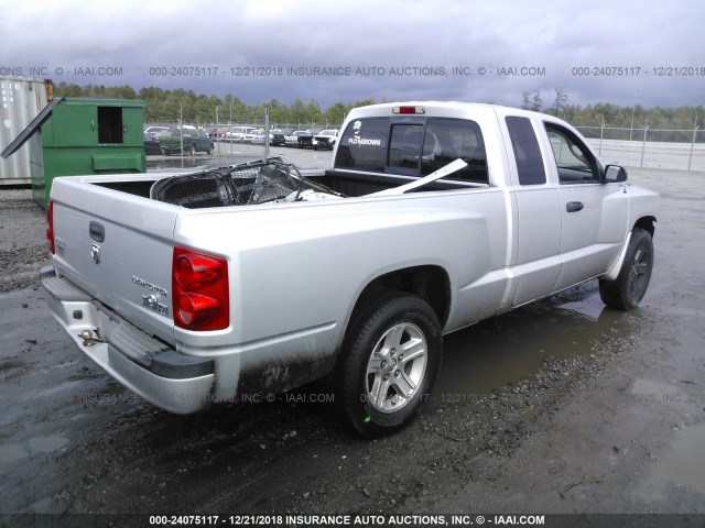 1D7HE32K69S729275 - 2009 DODGE DAKOTA SXT SILVER photo 4