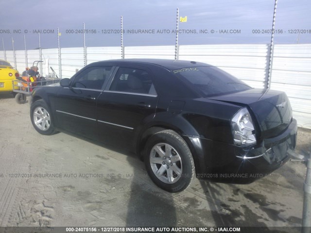 2C3LA53G37H647082 - 2007 CHRYSLER 300 TOURING BLACK photo 3