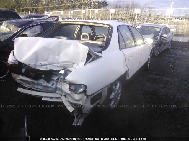 2G4WF551X11242240 - 2001 BUICK REGAL GS WHITE photo 4