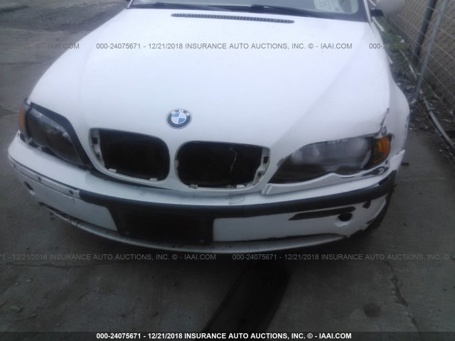WBAAZ33434KP82456 - 2004 BMW 325 IS SULEV WHITE photo 6