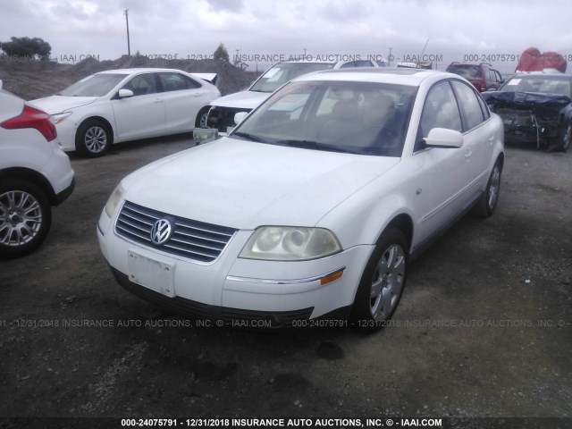 WVWRH63BX2P068560 - 2002 VOLKSWAGEN PASSAT GLX WHITE photo 6