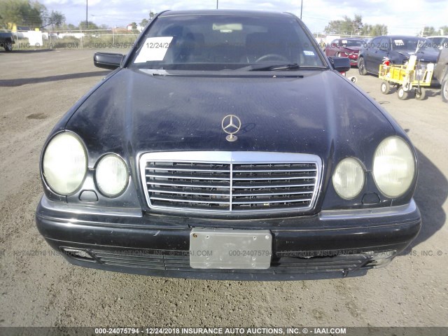 WDBJF55F8TJ005909 - 1996 MERCEDES-BENZ E 320 BLACK photo 6