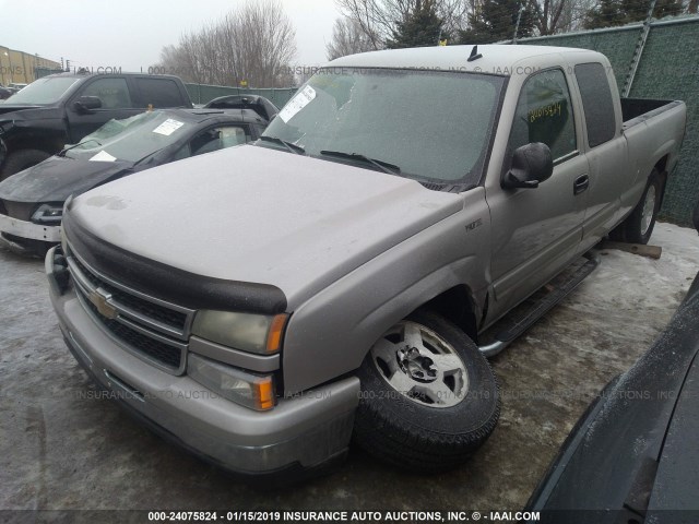 1GCEK19B37Z118656 - 2007 CHEVROLET SILVERADO K1500 CLASSIC SILVER photo 2