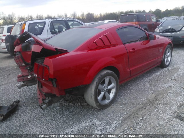 1ZVHT82H685170953 - 2008 FORD MUSTANG GT RED photo 4