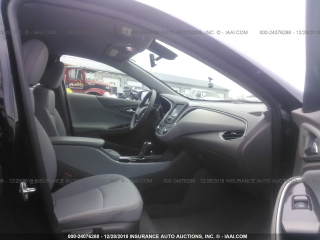 1G1ZB5ST4GF140493 - 2016 CHEVROLET MALIBU LS შავი ფოტო 5