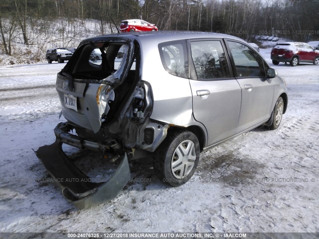 JHMGD38457S045752 - 2007 HONDA FIT GRAY photo 4