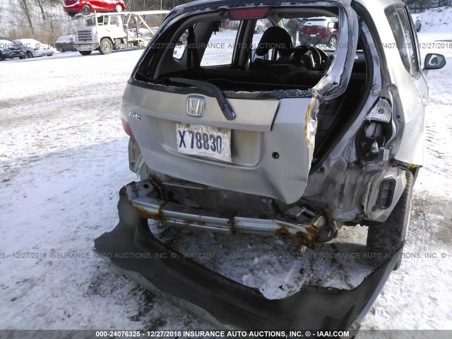 JHMGD38457S045752 - 2007 HONDA FIT GRAY photo 6