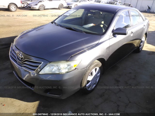 4T1BF3EK5AU088777 - 2010 TOYOTA CAMRY SE/LE/XLE 灰色 照片 2