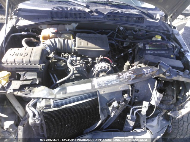 1J8GL38K23W683892 - 2003 JEEP LIBERTY RENEGADE 棕色 照片 10