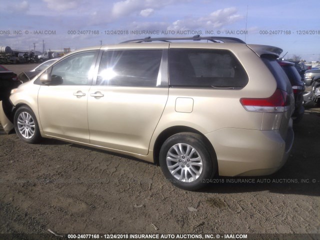 5TDYK3DC1BS111028 - 2011 TOYOTA SIENNA XLE/LIMITED TAN photo 3