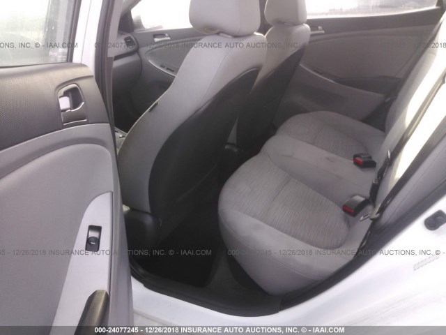 KMHCT5AE3GU270043 - 2016 HYUNDAI ACCENT SE WHITE photo 8