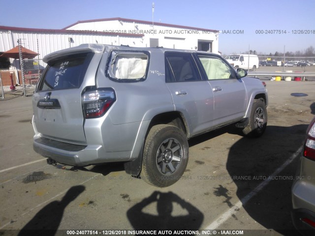 JTEBU5JRXH5460252 - 2017 TOYOTA 4RUNNER SR5 PREM/LTDL/TRAIL/TRD SILVER photo 4