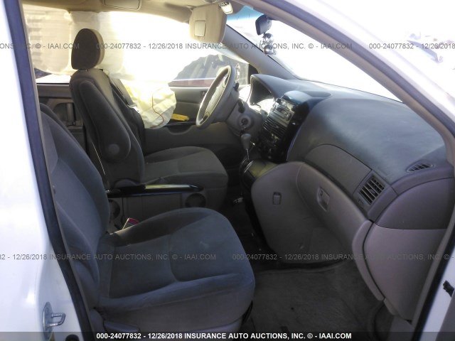 5TDZA23C75S308177 - 2005 TOYOTA SIENNA CE/LE WHITE photo 5