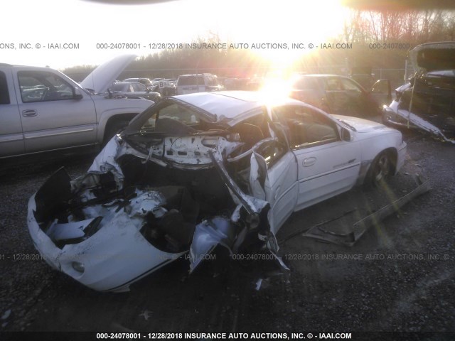 1G2NW52E52M534900 - 2002 PONTIAC GRAND AM GT WHITE photo 4