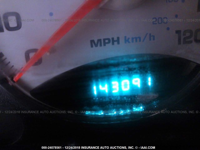 1J8GL38KX4W116234 - 2004 JEEP LIBERTY RENEGADE BEIGE photo 7