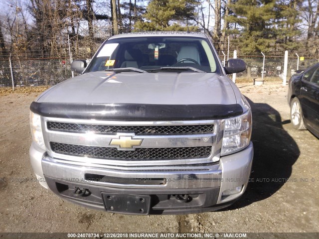 1GCRKSE08BZ265267 - 2011 CHEVROLET SILVERADO K1500 LT SILVER photo 6