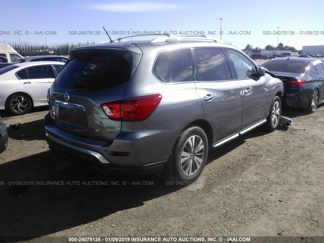 5N1DR2MN8HC604247 - 2017 NISSAN PATHFINDER S/SV/SL/PLATINUM GRAY photo 4