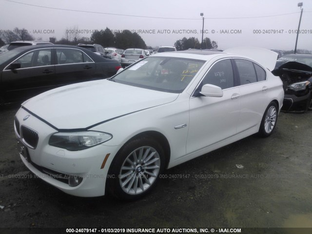 WBAXH5C53DD109186 - 2013 BMW 528 XI WHITE photo 2