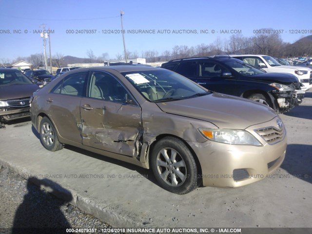 4T1BF3EK1BU624562 - 2011 TOYOTA CAMRY SE/LE/XLE 金色 照片 1