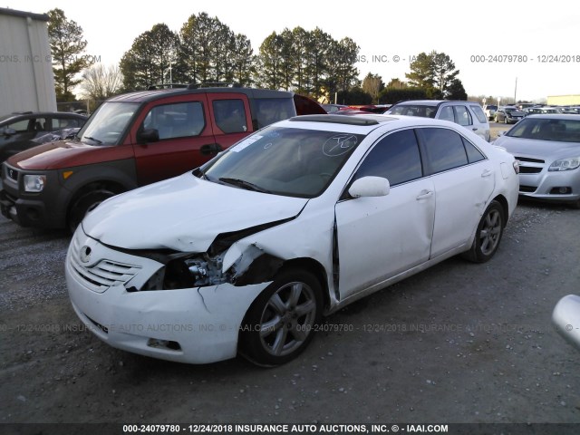 4T1BK46KX7U534625 - 2007 TOYOTA CAMRY NEW GENERAT LE/XLE/SE WHITE photo 2