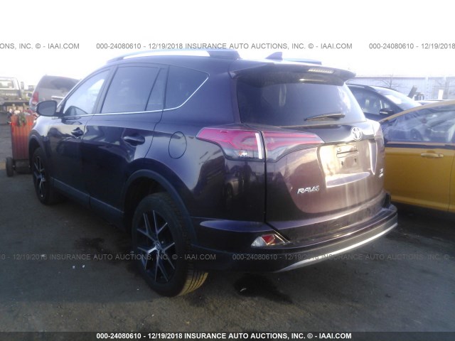 2T3JFREV6JW699305 - 2018 TOYOTA RAV4 SE BURGUNDY photo 3