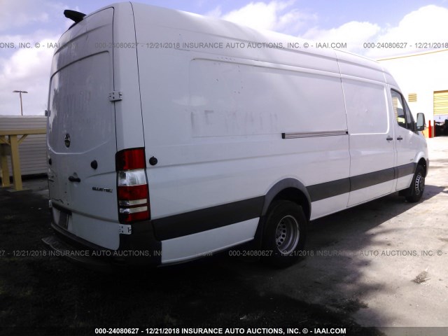 WDYPF1DD3GP177602 - 2016 FREIGHTLINER SPRINTER 3500 WHITE photo 4