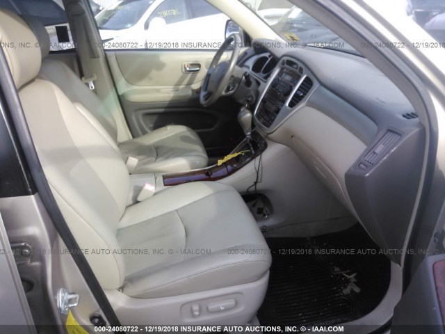 JTEEW21A160022083 - 2006 TOYOTA HIGHLANDER HYBRID GOLD photo 5