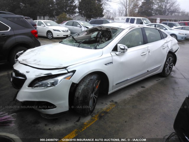 1G4ZP5SS9HU156987 - 2017 BUICK LACROSSE ESSENCE WHITE photo 2