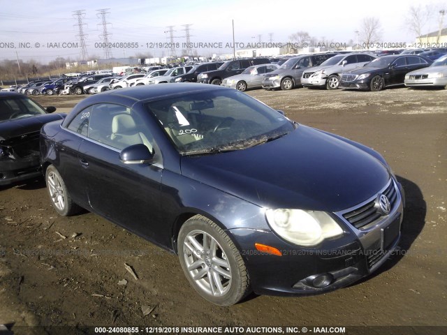 WVWFA71F38V033995 - 2008 VOLKSWAGEN EOS LUX 深蓝色 照片 1