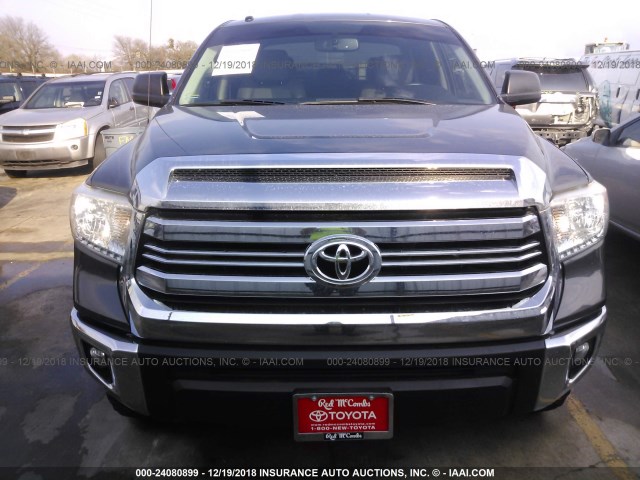 5TFDW5F19FX481301 - 2015 TOYOTA TUNDRA GRAY photo 6